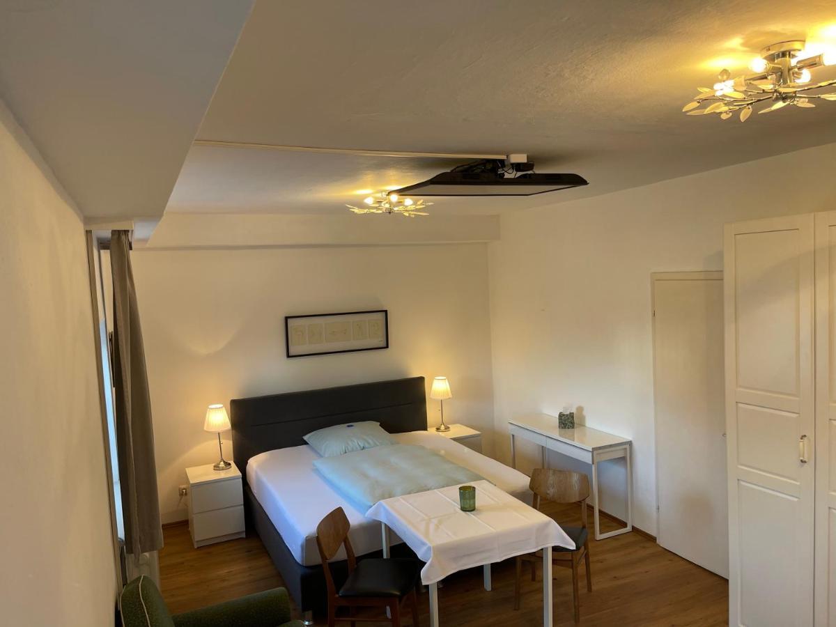 Ferienwohnung Einzimmerappartement Фрайласинг Екстериор снимка