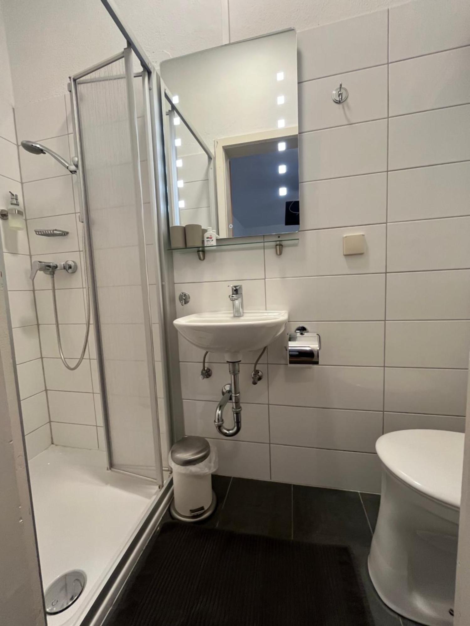 Ferienwohnung Einzimmerappartement Фрайласинг Екстериор снимка